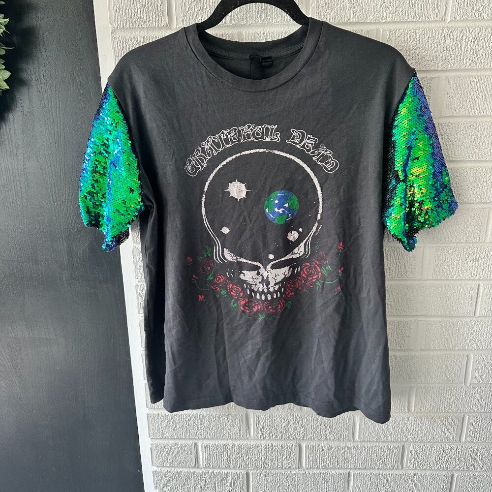Grateful Dead Band Shirt, Vintage -- sequence color changing teal, blue,…
